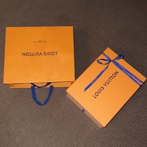 Louis Vuitton Shoe box with ribbon and a gift bag